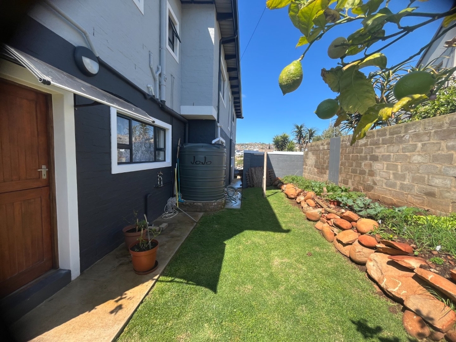 5 Bedroom Property for Sale in De Bakke Western Cape